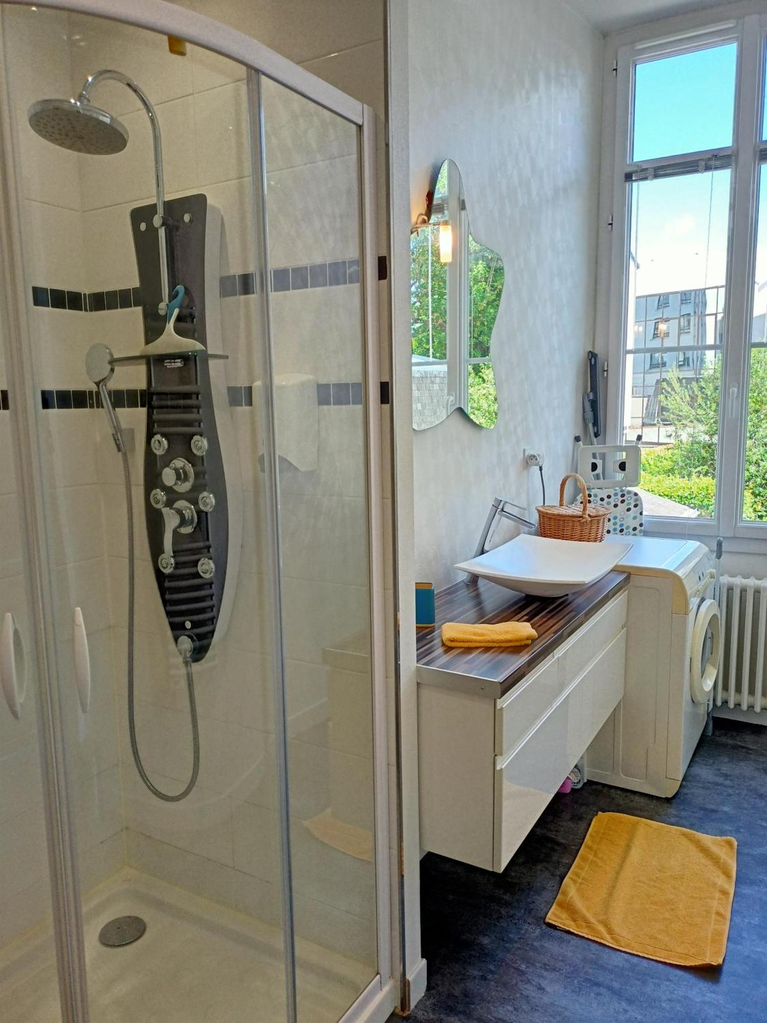 Les Suites Angevines Angers Exterior foto